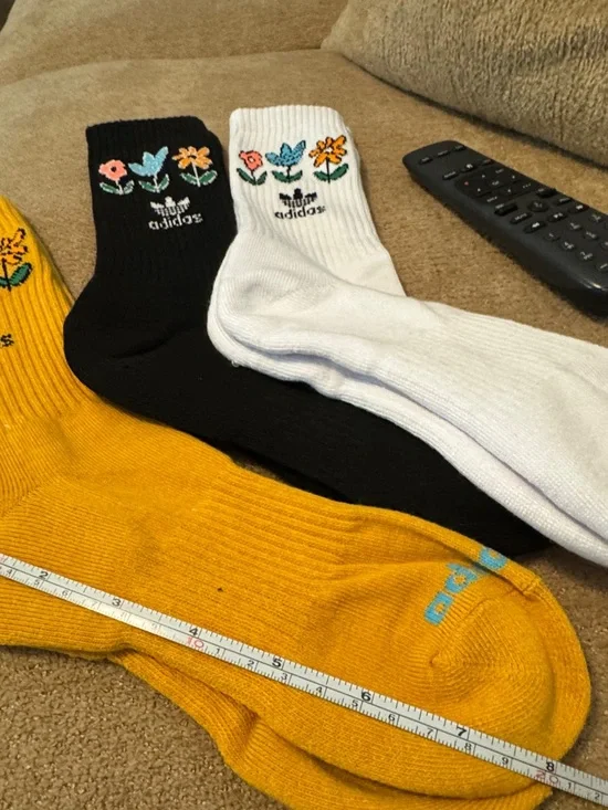 adidas Floral Crew Socks - Yellow, Black, White - Picture 3 of 4